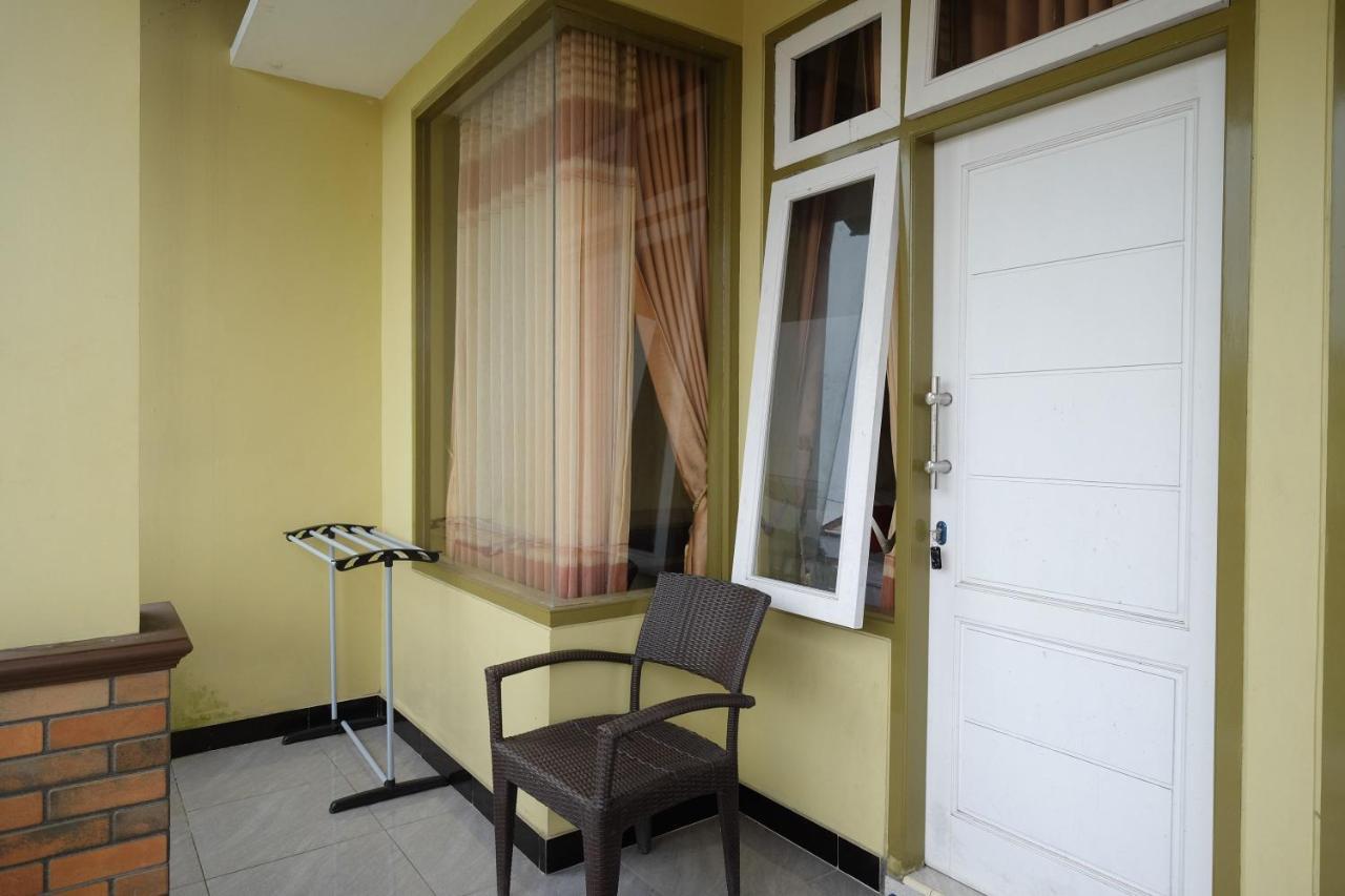 OYO 90516 RGH Syariah Argopeni Hotel Kalianget Bagian luar foto