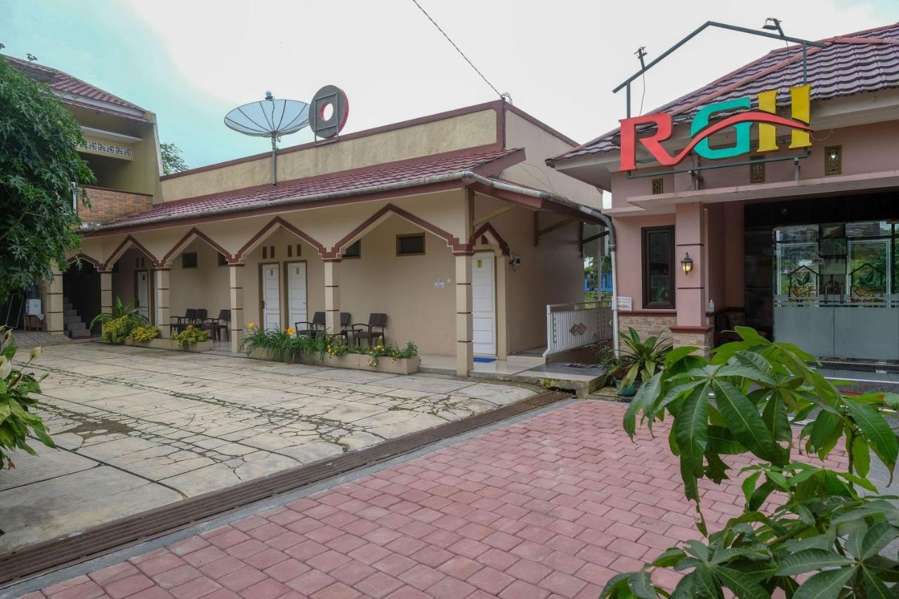 OYO 90516 RGH Syariah Argopeni Hotel Kalianget Bagian luar foto